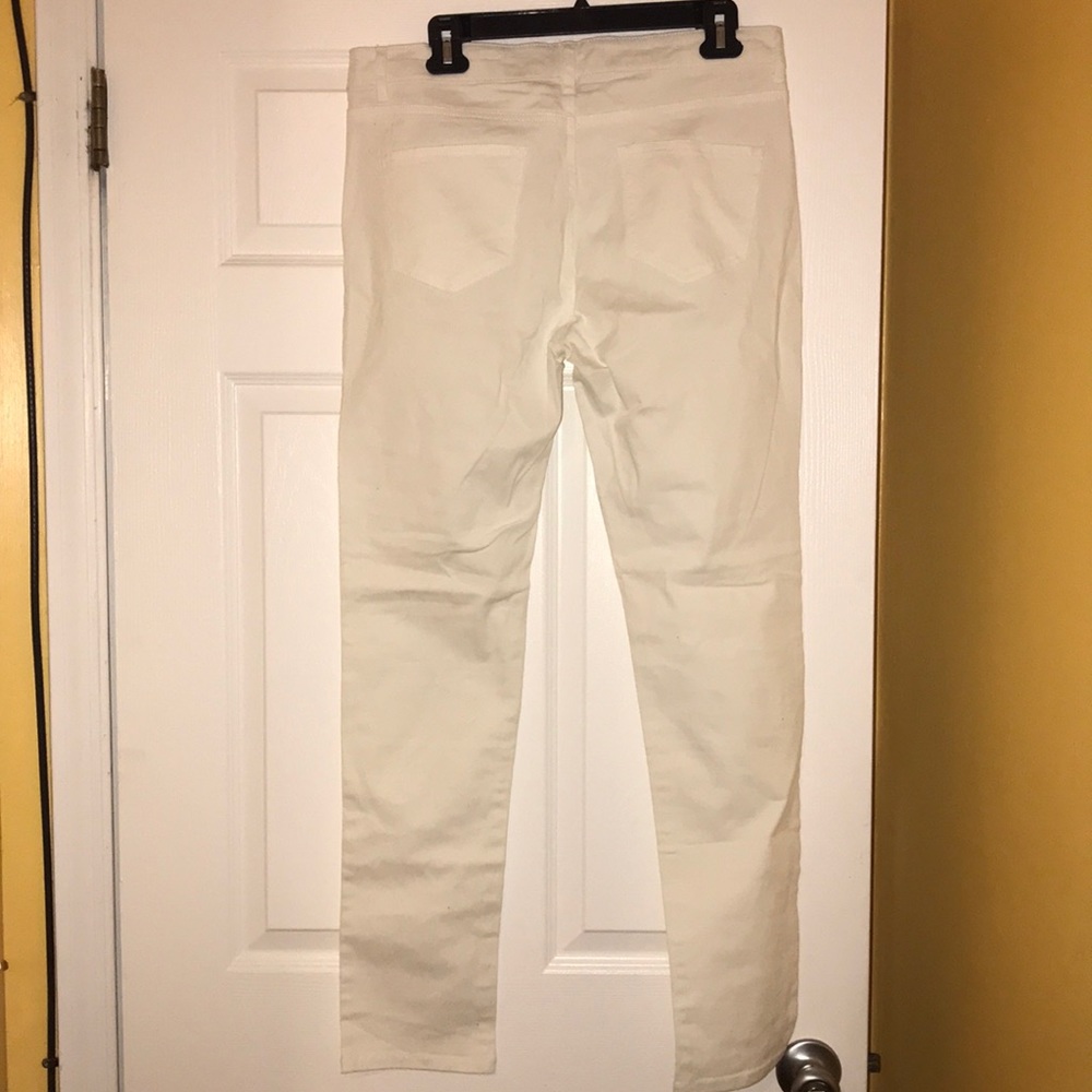 Jeans - Picture 2 of 3